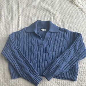 Hollister V-Neck Cable Knit Sweater in Blue